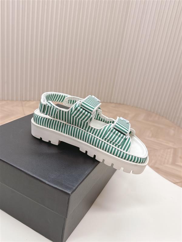 20251128184437118 280